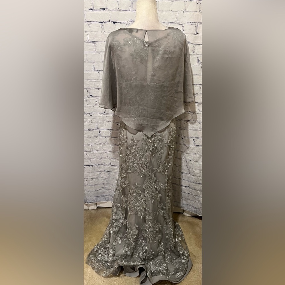 Ignite Evenings Embelished Mesh Asymetrical Cape gown silver/grey $180.00 12 - Picture 12 of 16